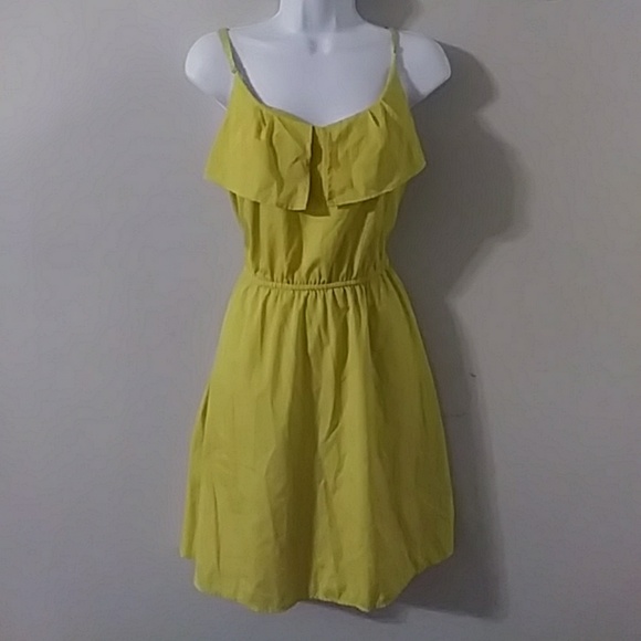 H&M Dresses & Skirts - H&M Light Weight Dress